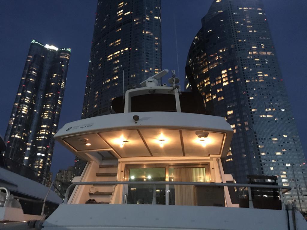 Sea And Yacht Hotell Busan Eksteriør bilde